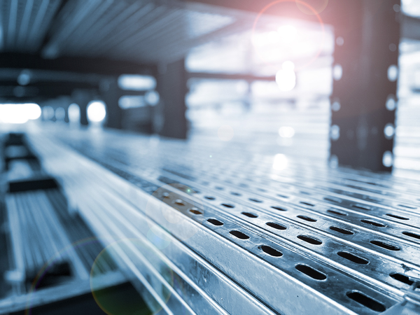 De onzichtbare kracht van flexibele montagesystemen in de bouw